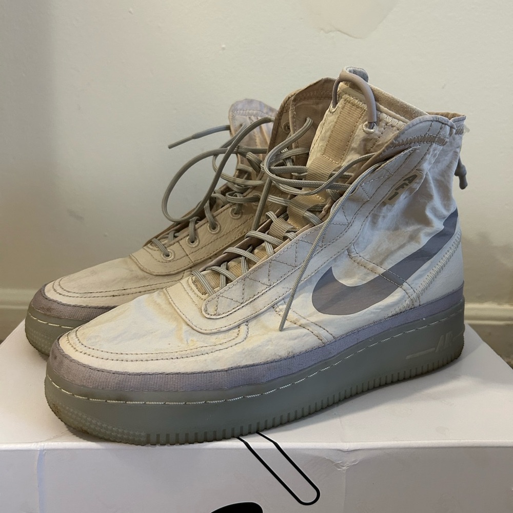 Nike Women's Wmns Air Force 1 High Shell